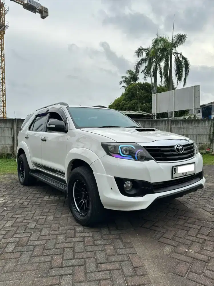 Fortuner VNT TRD Sportivo 2013 Diesel Matic