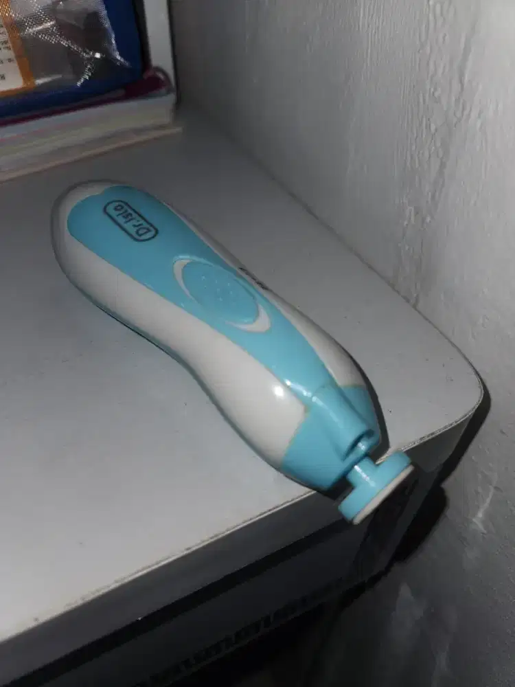 Pengikir kuku bayi Dr Isla