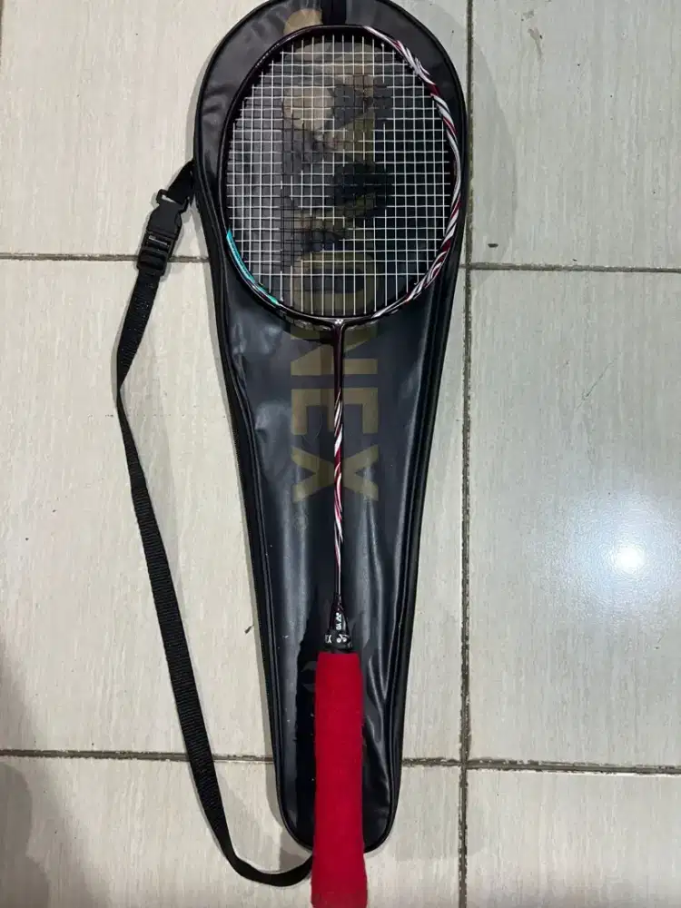 YONEX ASTROX 100ZZ