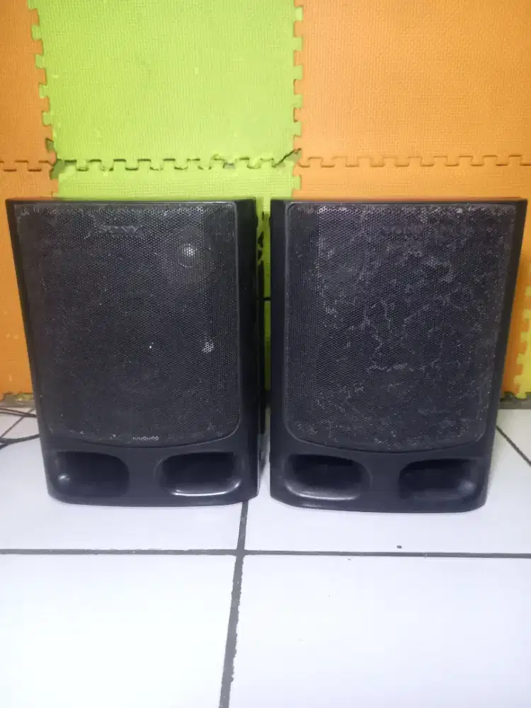 Speaker SONY bekas Compo