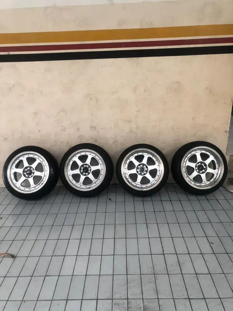 Velg oem grand livina merk hsr ring 17 205/45-17