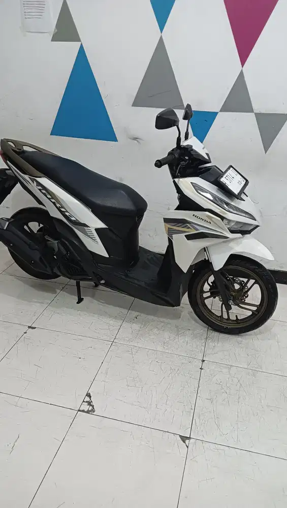 Honda All New Vario 125 CBS ISS Keyles 2023 Putih Albino