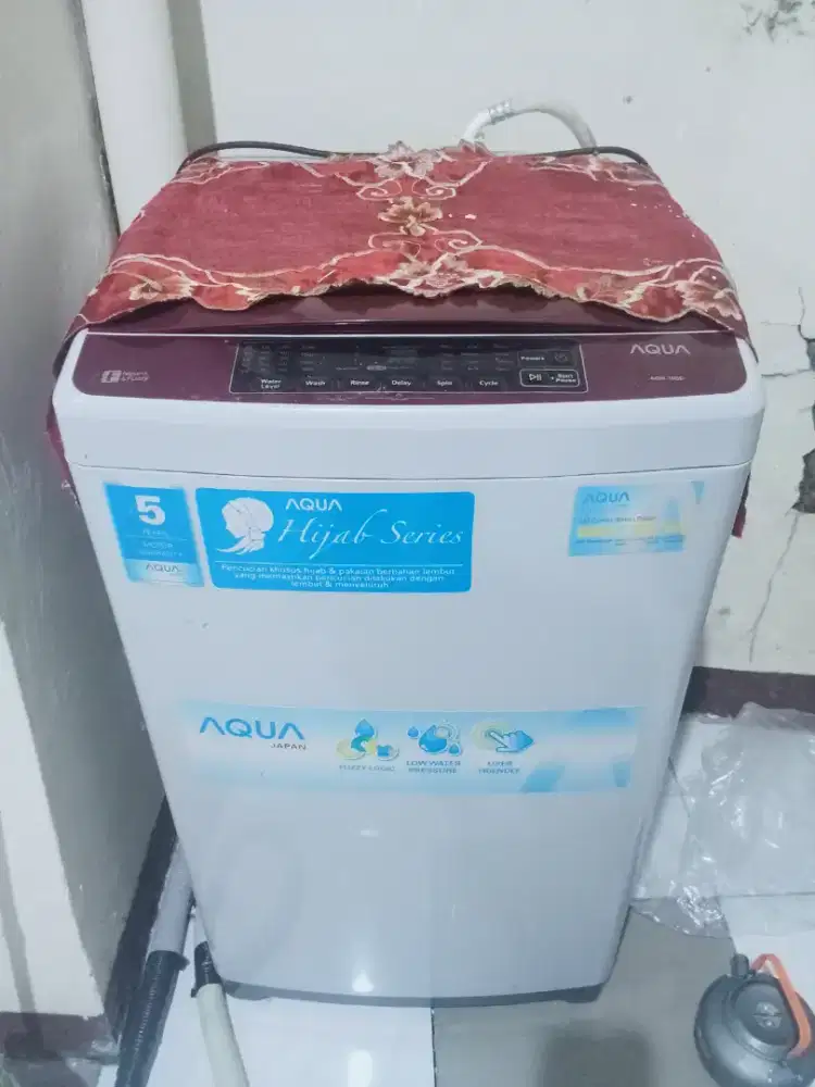 Jual cepat Mesin cuci AQUA 8kg