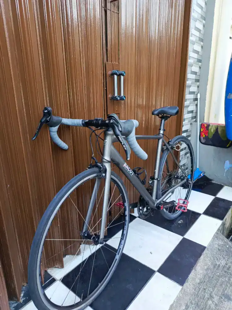 SEPEDA ROADBIKE UNITED INERTIA 1.00
