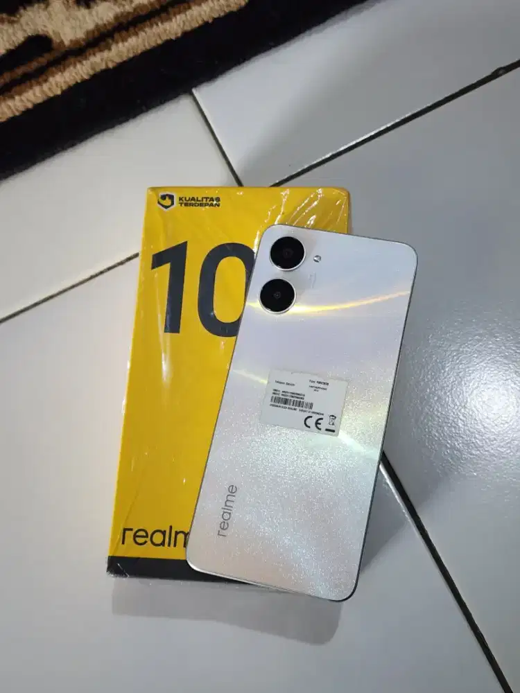 Realme 10 Ram 8+8 layar superamoled lengkap