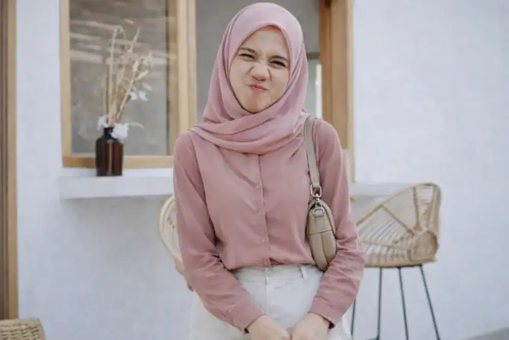 Butuh pekerjaan Waitress atau Jaga Toko