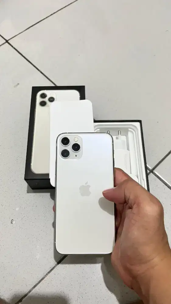 iPhone 11 pro 64Gb inter