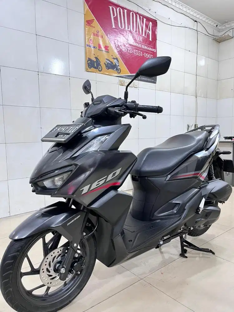 HONDA VARIO 160 2022 LOW KM 27rb BODY MULUS MESIN HALUS SURAT2 READY