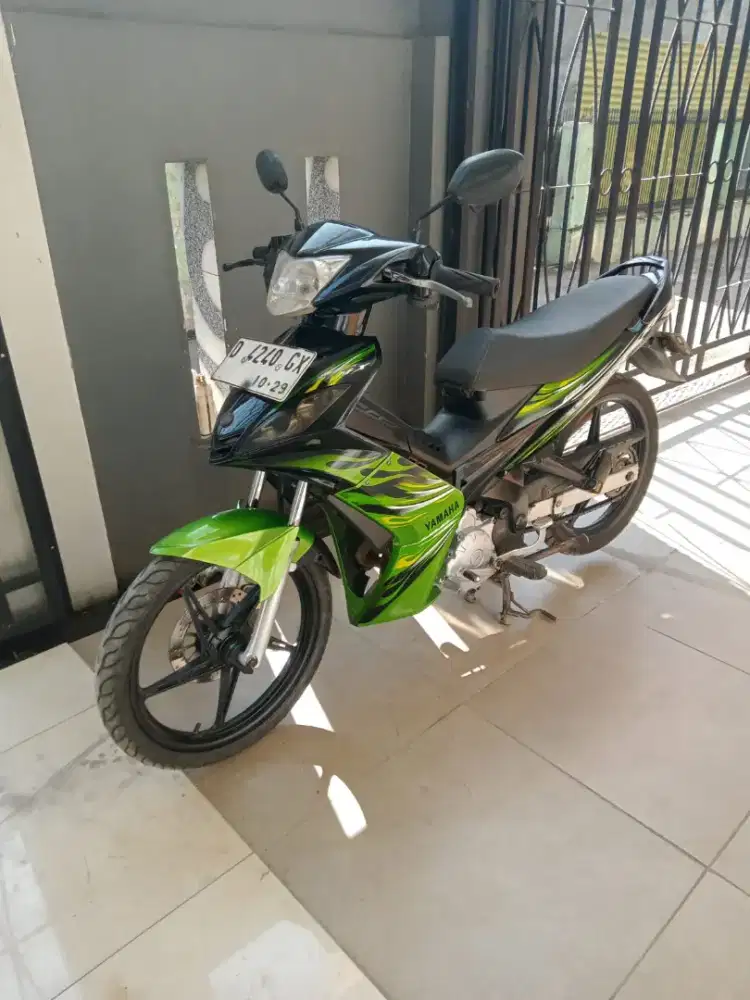 Jupiter MX plat bandung