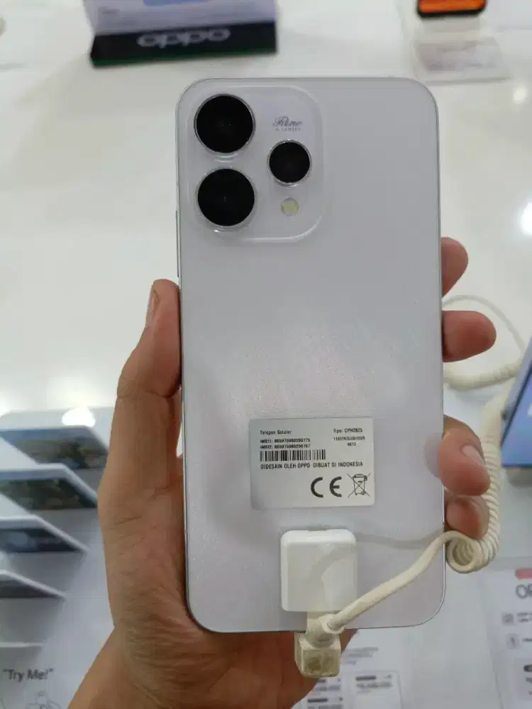 Reno15 F Series Free Oppo Care + Cash back