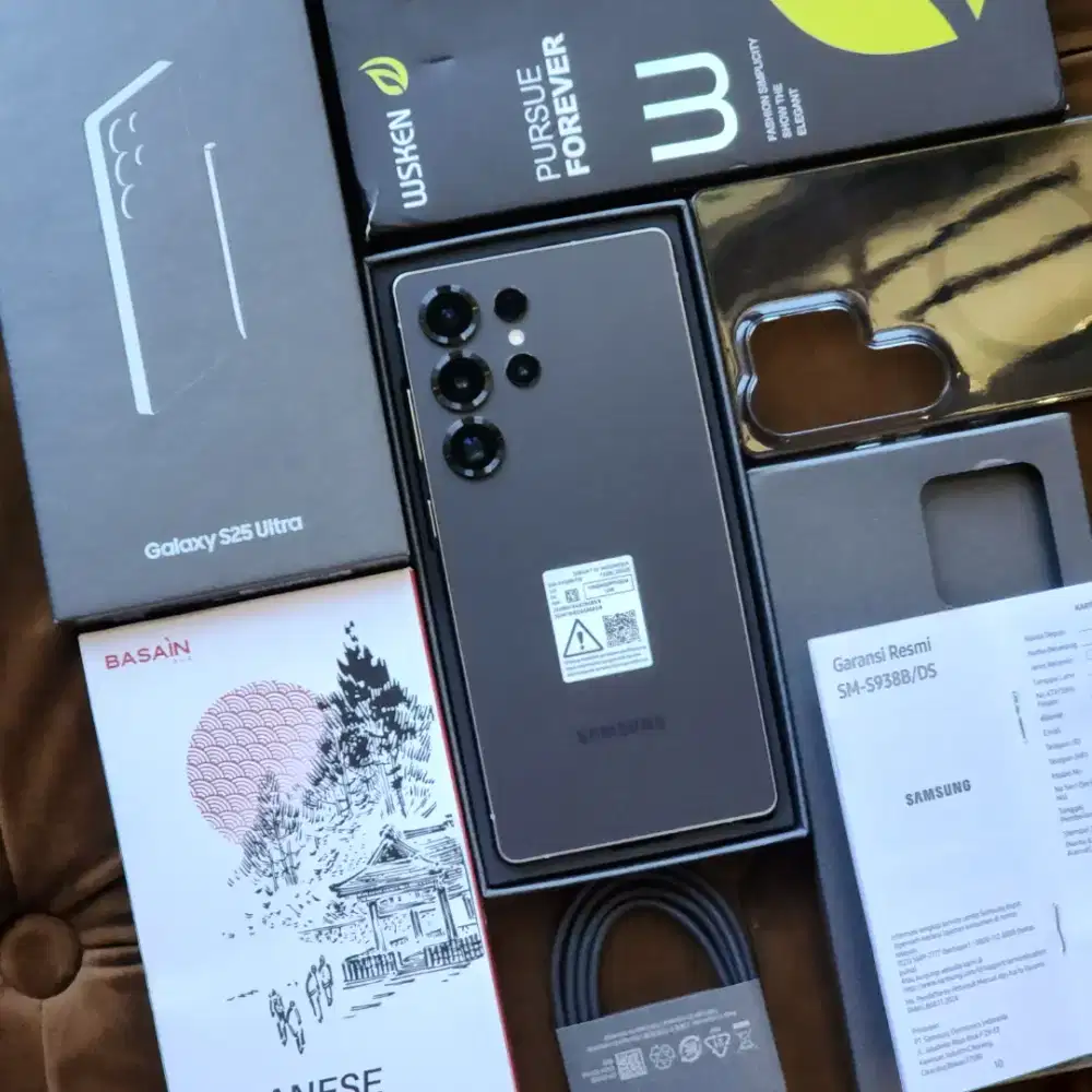 Samsung S25 Ultra 12/256GB Black Titanium Resmi SEIN Oktober 2026