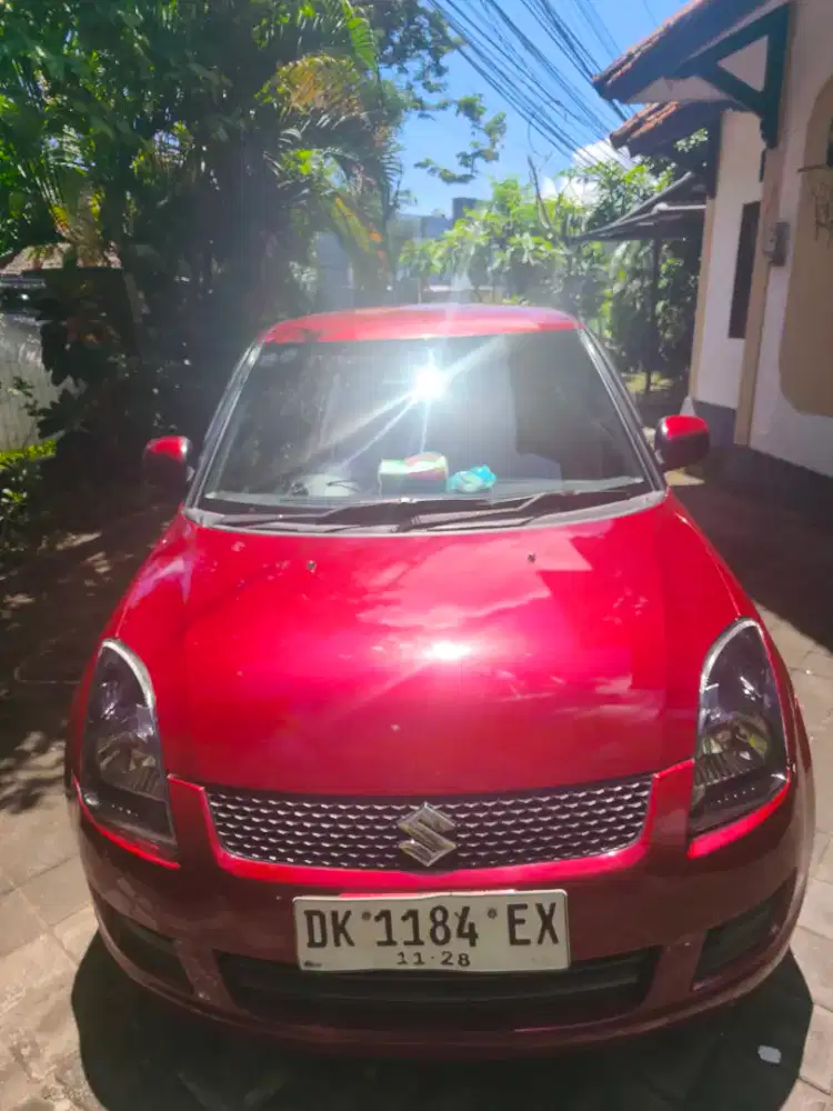 Dijual Suzuki Swift ST AT 2010