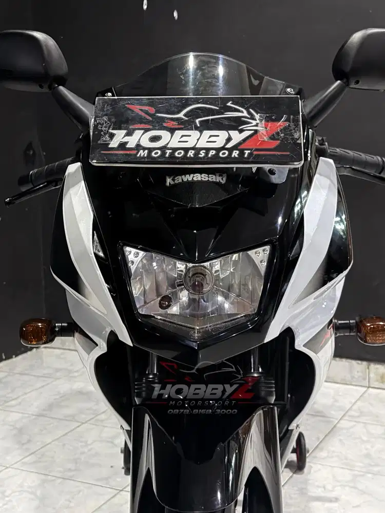 Kawasaki ninja zx 150 RR special edition 2015,km 11rb,Full original