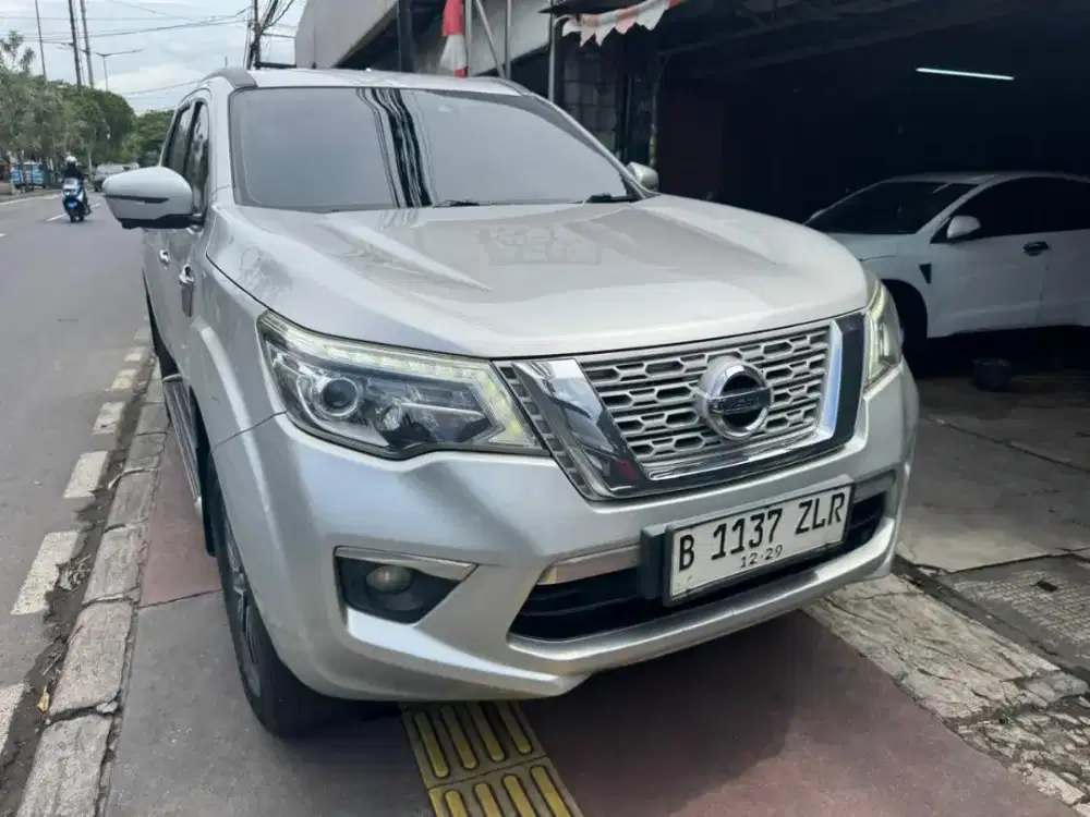Nissan terra diesel 2018 AT km 90ribuan siap pakai