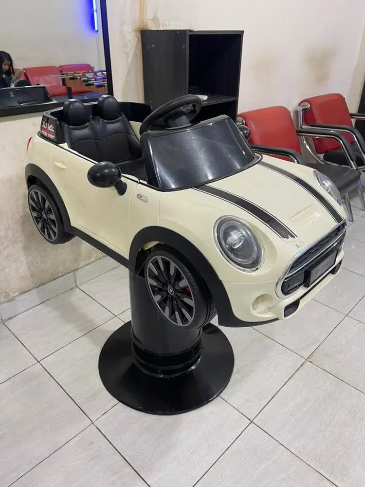 Kursi barbershop mobilan anak bekas second pangkas rambut salon cukur