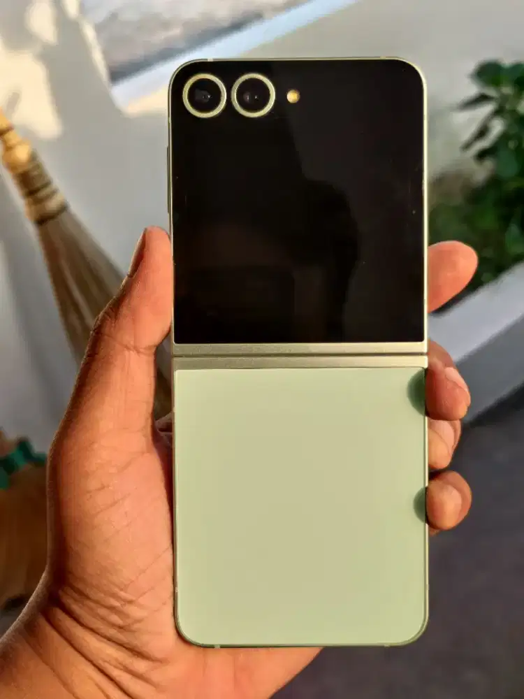 Samsung Galaxy Z Flip 6 12/512