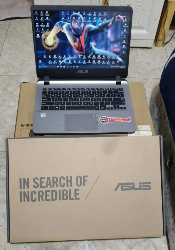Laptop Asus VIvobook mulus bergaransi