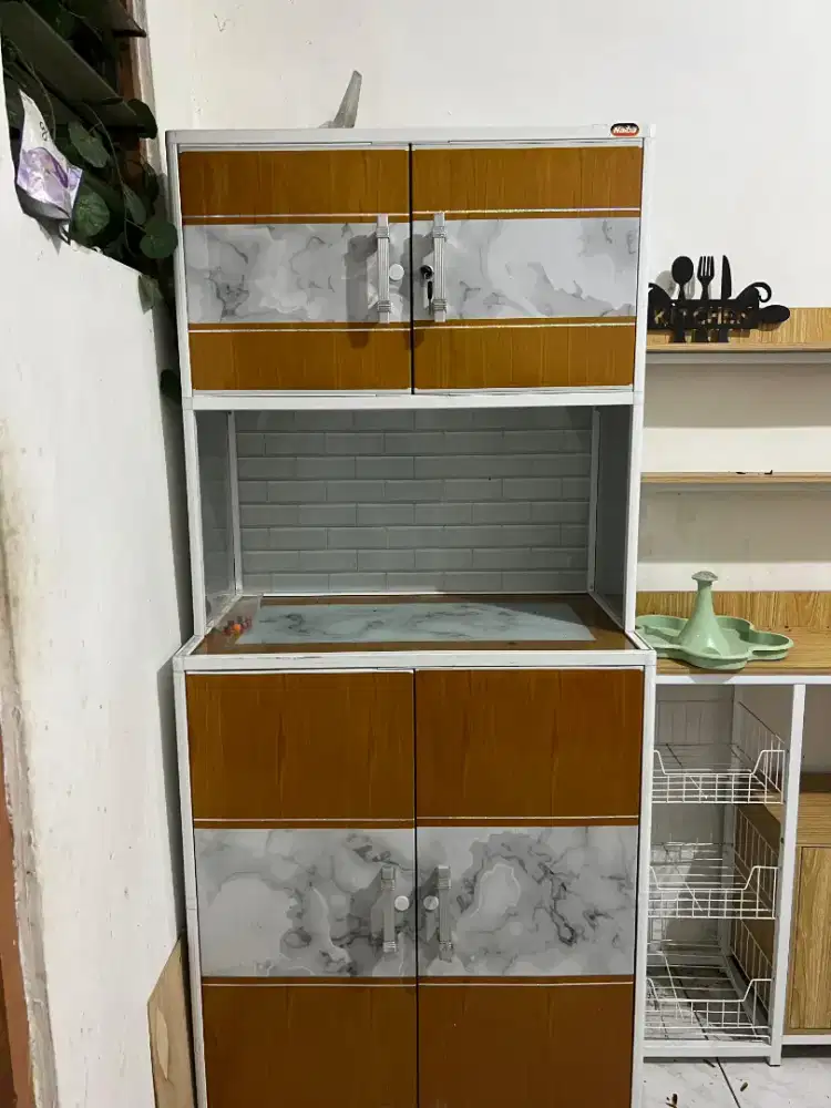 Jual Rak Piring kondisi seperti baru pemakaian blm ada 1 tahun