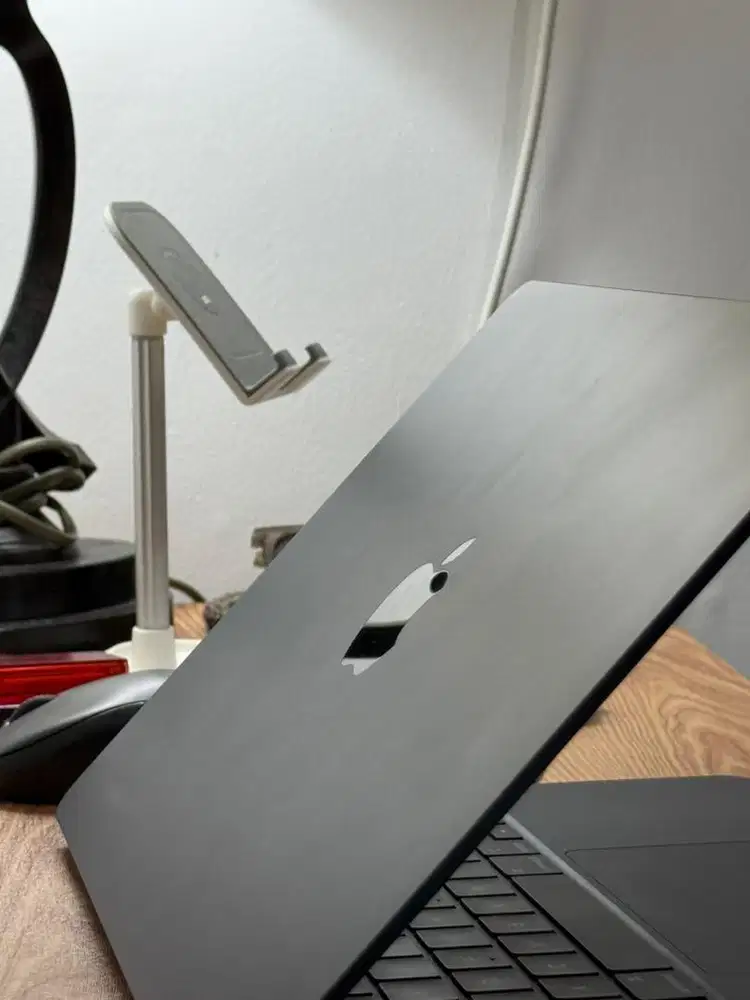 Dijual Macbook Air M3 2024 (13 inch) indonesia