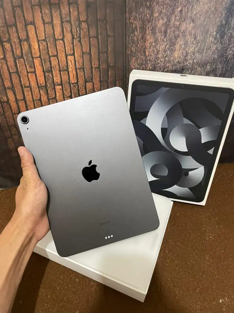 Ipad Air 5 64 GB like New Lengkap