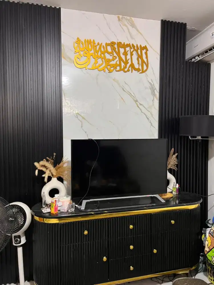 Jual Meja Tv Hitam Mewah panjang 160cm