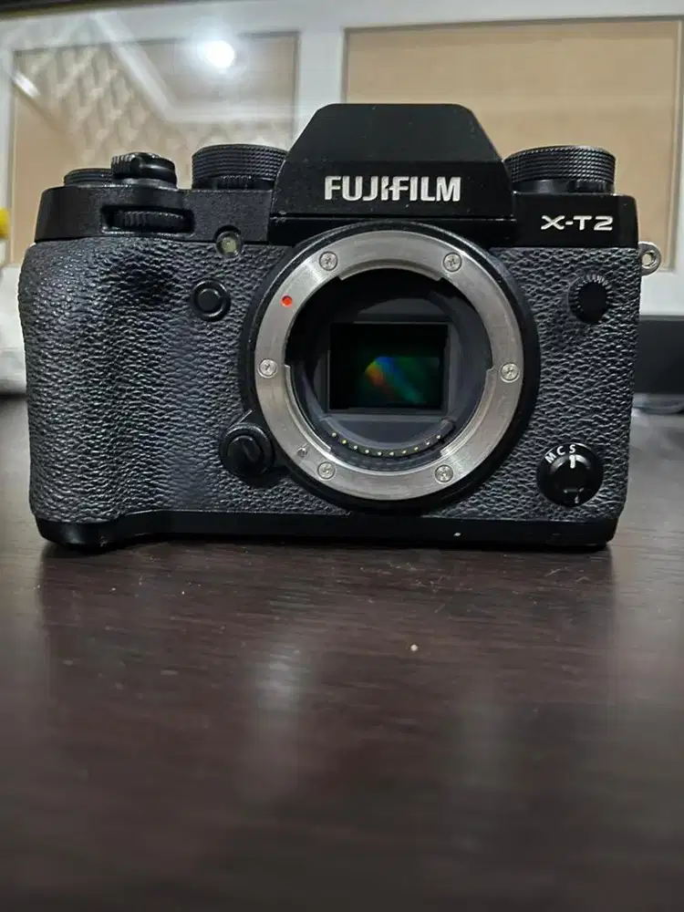 Fujifilm XT-2 (Body Only)