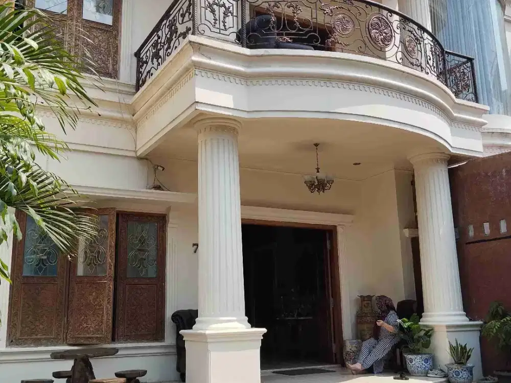 Rumah Siap Huni di kayu manis, Matraman, lokasi strategis, bebas banjir