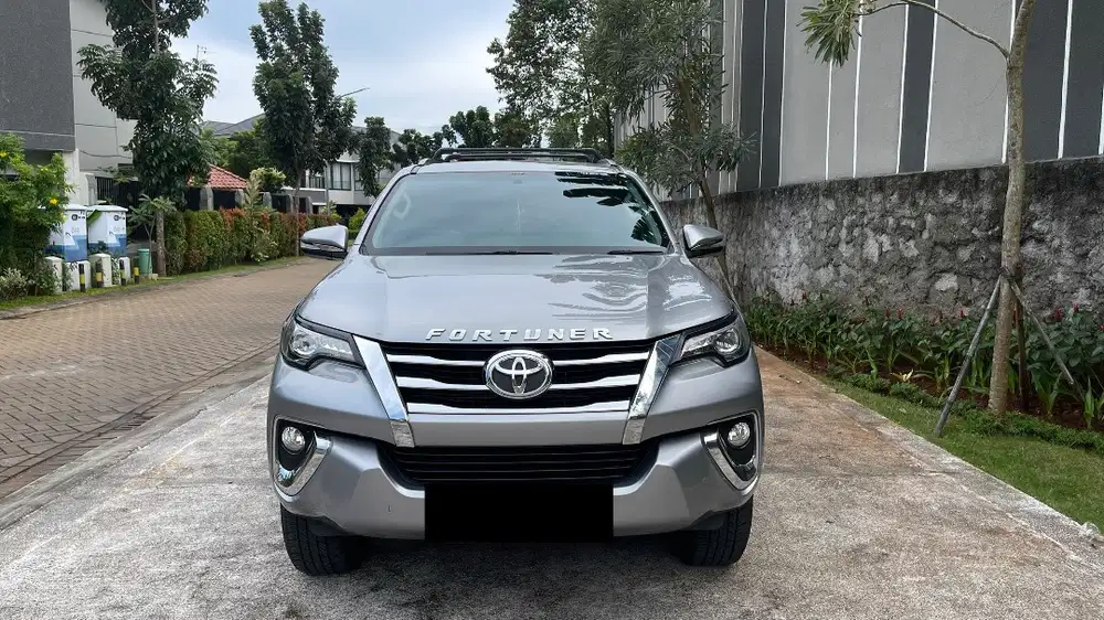 (Low Km60ribu)(CASH)TOYOTA FORTUNER 2.4 VRZ Diesel AT 2018 NIK 2017