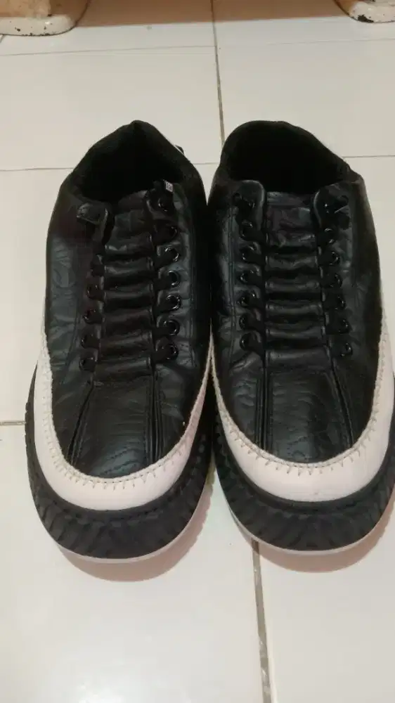 Sepatu masih bagus bening