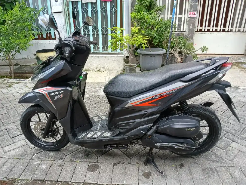Vario 125 2016 km 33 rb kondisi sgt bagus samsat ikt tandes
