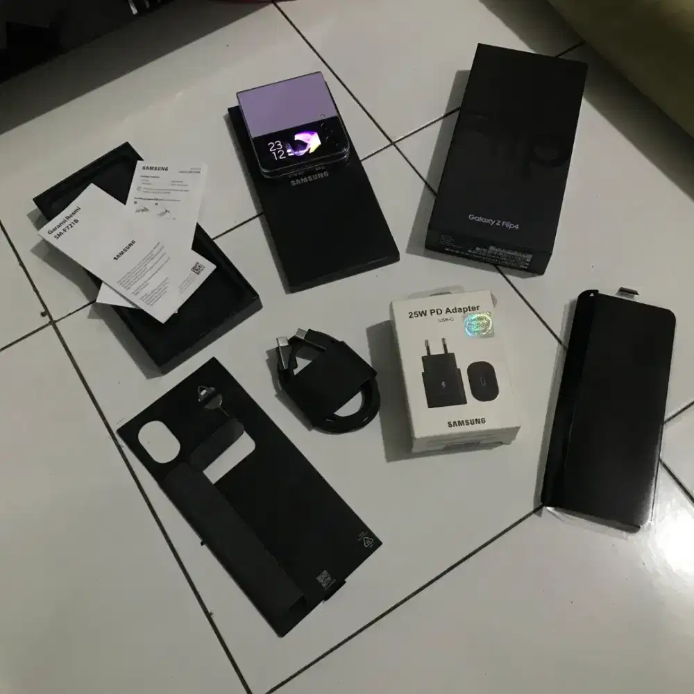 HP Samsung Z Flip 4 8/256GB Purple 5G