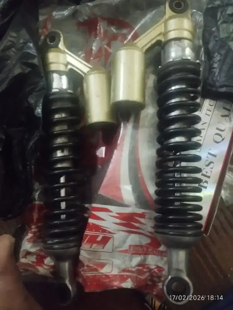 Jual butuh , bantu beli dong kaka,