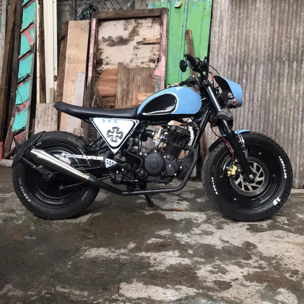 Motor Custom Japstyle Scrambler Byson