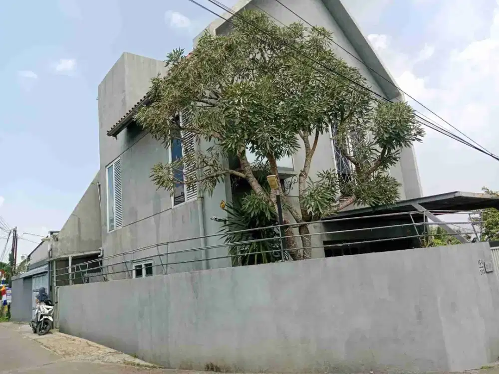 dijual rumah 3 lantai full furnish di komplek islamic center jatihandap bandung