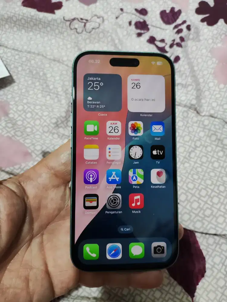 Iphone 16 BNOB. Baru diaktivasi tp blm dipakai. NEGO smp jadi.