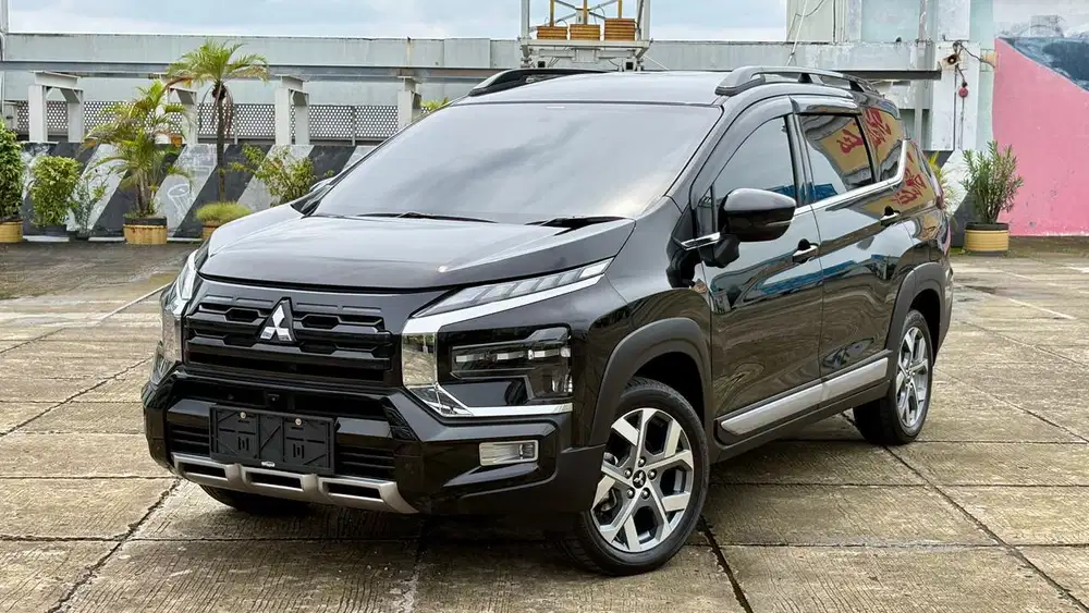 [KM 30 RIBUAN]MITSUBISHI XPANDER CROSS PREMIUM PACKAGE AT 2022 GRESS