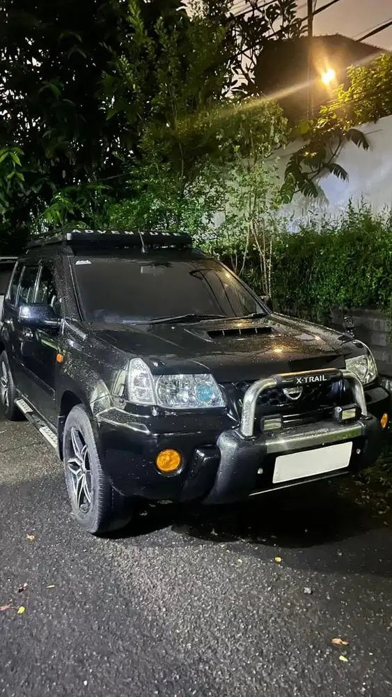 Dijual murah Nissan Xtrail 2004