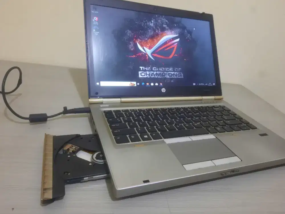 Laptop Sekolah/Kuliah Hp Core,i5-Gen3(Ram4-hdd-320)Normal Jaul BU Cpat
