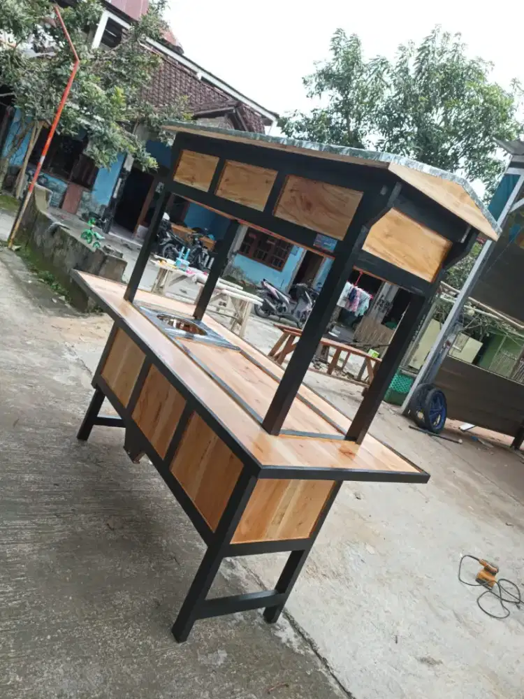 Jual gerobak angkringan, bubur ayam, mie ayam, bakso, sate, dll