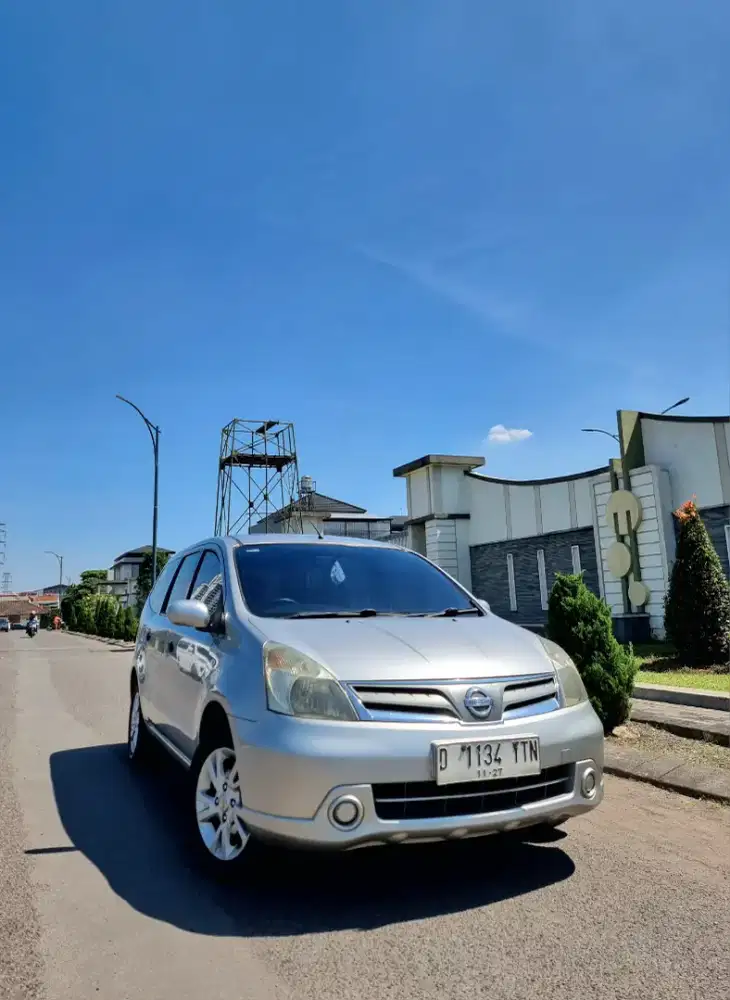 TDP 13 JT!! TGN PERTAMA & FULLSET. GRAND LIVINA SV 1.5 MATIC 2012