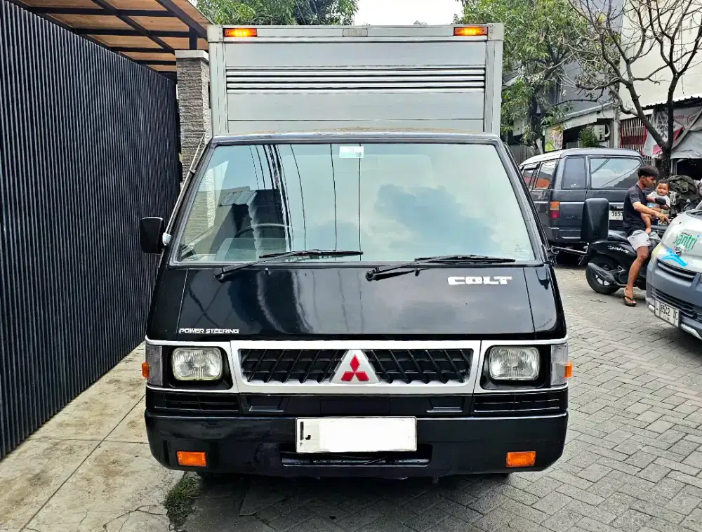 COLTDISEL L-300 KABIN100%ORSINIL KM135RB UTUH TG1 MESIN SEHAT ISTIMEWA