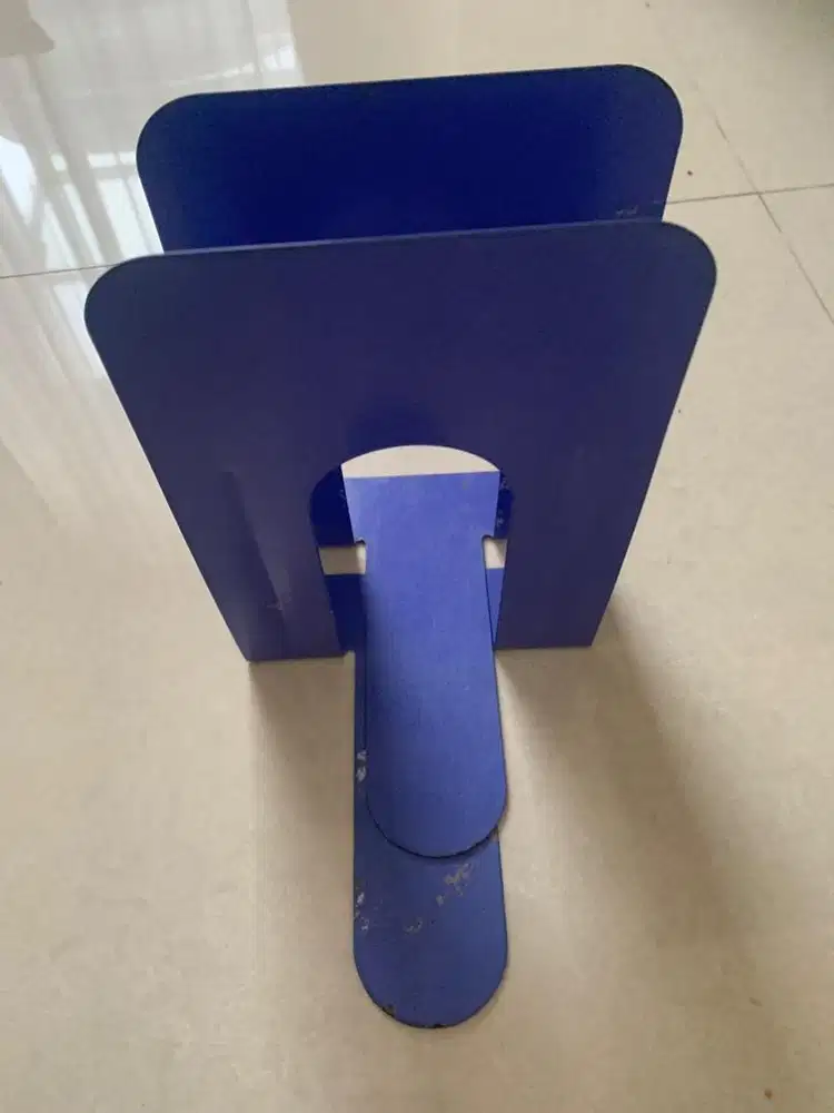 stand buku/siku buku