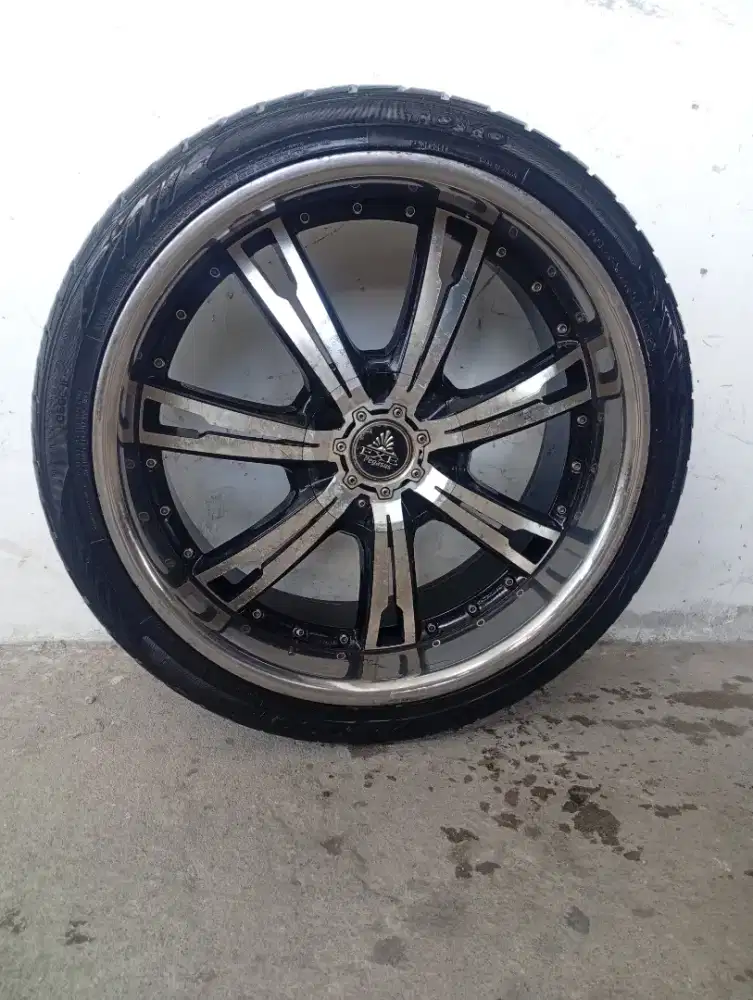 Ban Mobil +Velg lingkar 21, 2 set (2 merk berbeda)