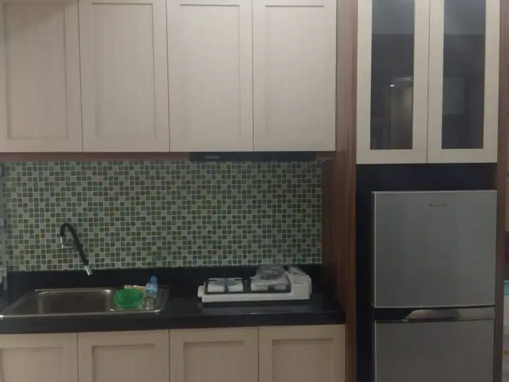 disewa unit apartemen green lake sunter,2bedrooms,furnished,view laut priok,2 Ac dan waterheater,14 juta/3bulan