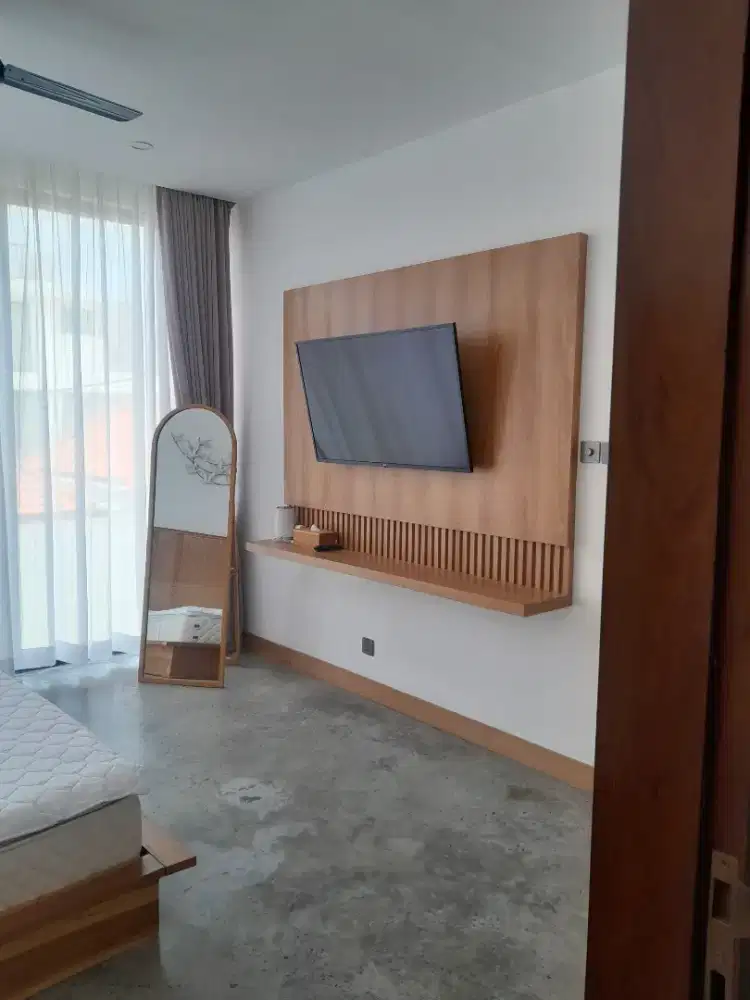 LANTAI VINYL & LANTAI SPC