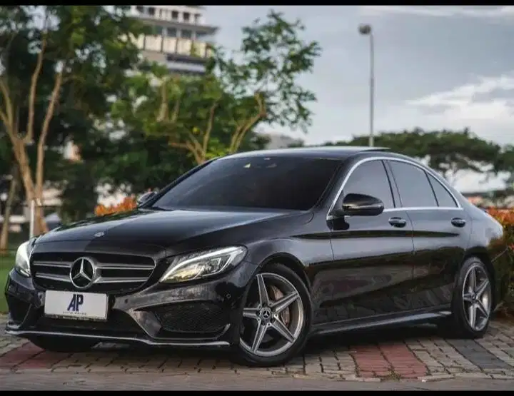 MERCEDES BENZ C300 AMG LINE AT 2018