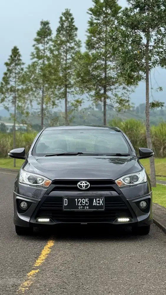 Seperti Baru : Toyota Yaris S TRD Matic 2016 (D) Km9Rb asli