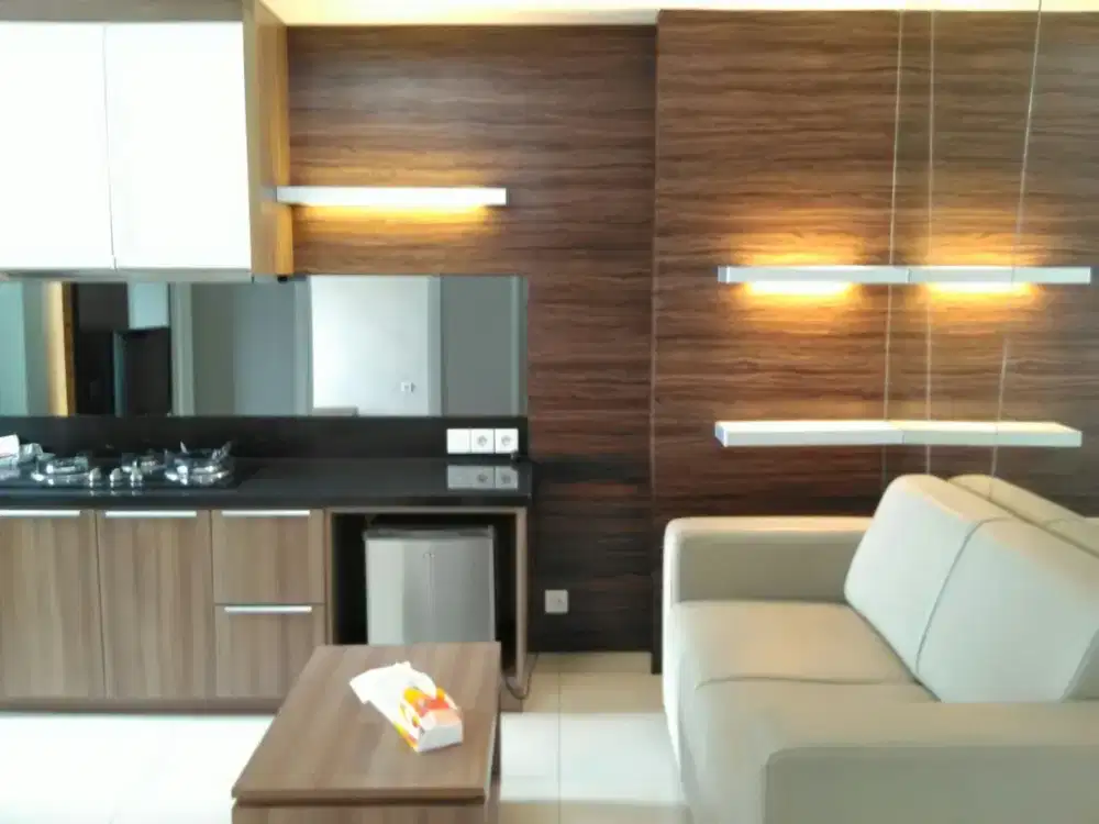 ready unit apartemen green lake sunter,2kamar furnished siap huni,2 AC dan waterheater,view danau