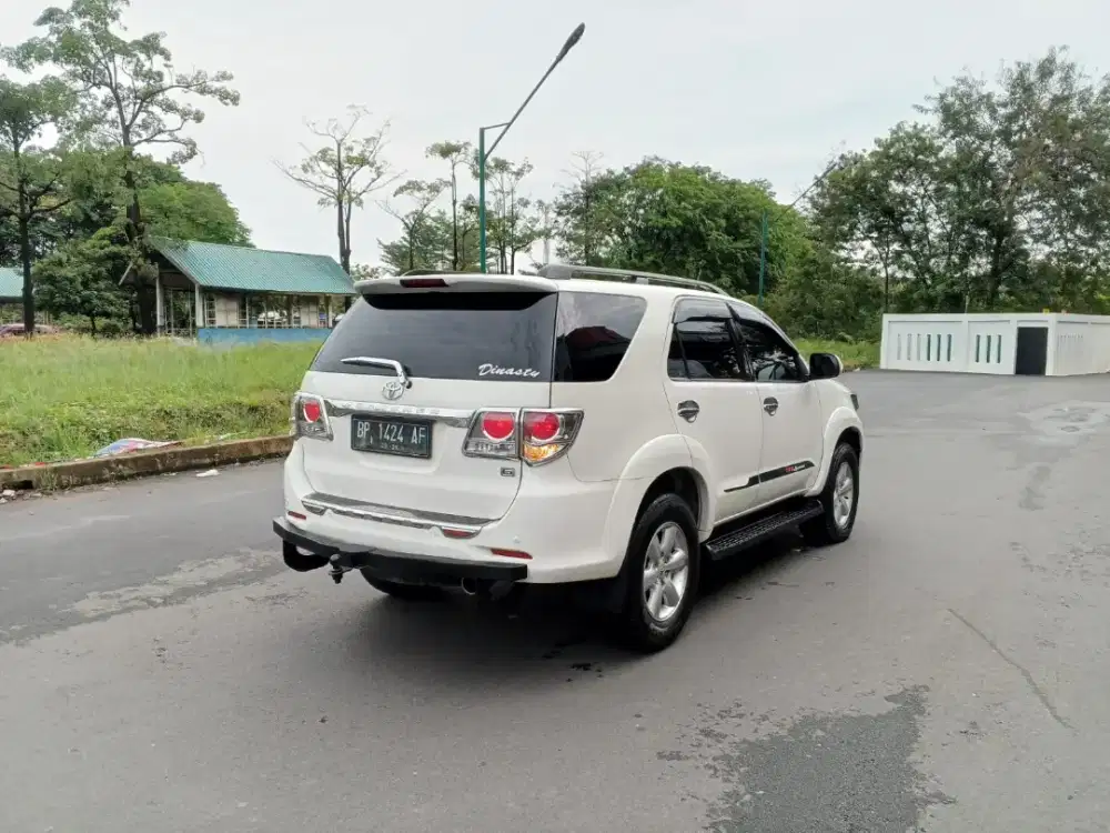 TOYOTA FORTUNER G AUTOMETIC PAJAK HIDUP STNK BPKB LENGKAP PRIBADI