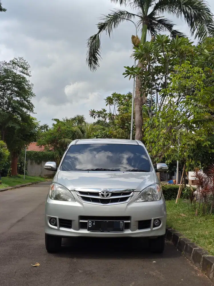 Toyota Avanza 2011 Bensin